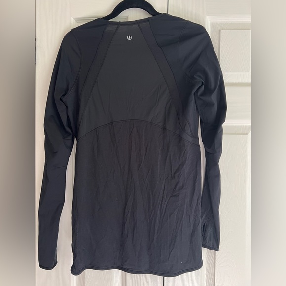 Lululemon long sleeve top - Picture 4 of 6